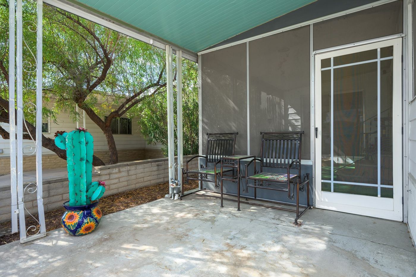 Screened patio at 5324 W Flying W Street